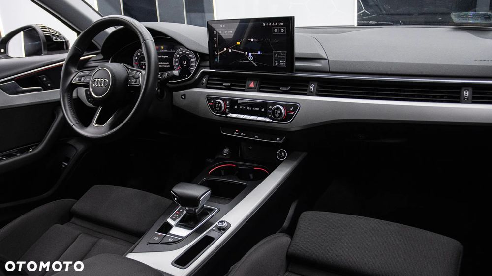 Audi A4 Limousine 35 TFSI Sport S tronic - 14