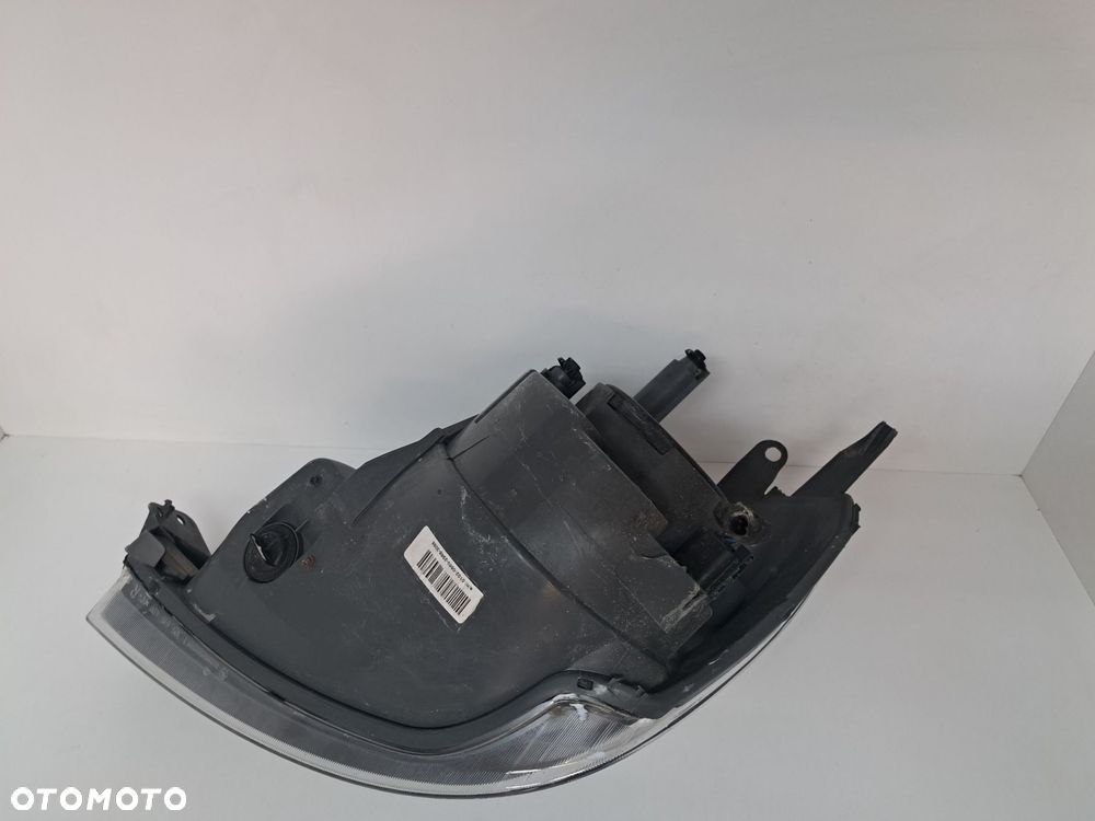 FORD FIESTA MK6 LIFT  LAMPA PRZÓD PRZEDNIA PRAWA EUROPA 6S61-13W029-AD - 4