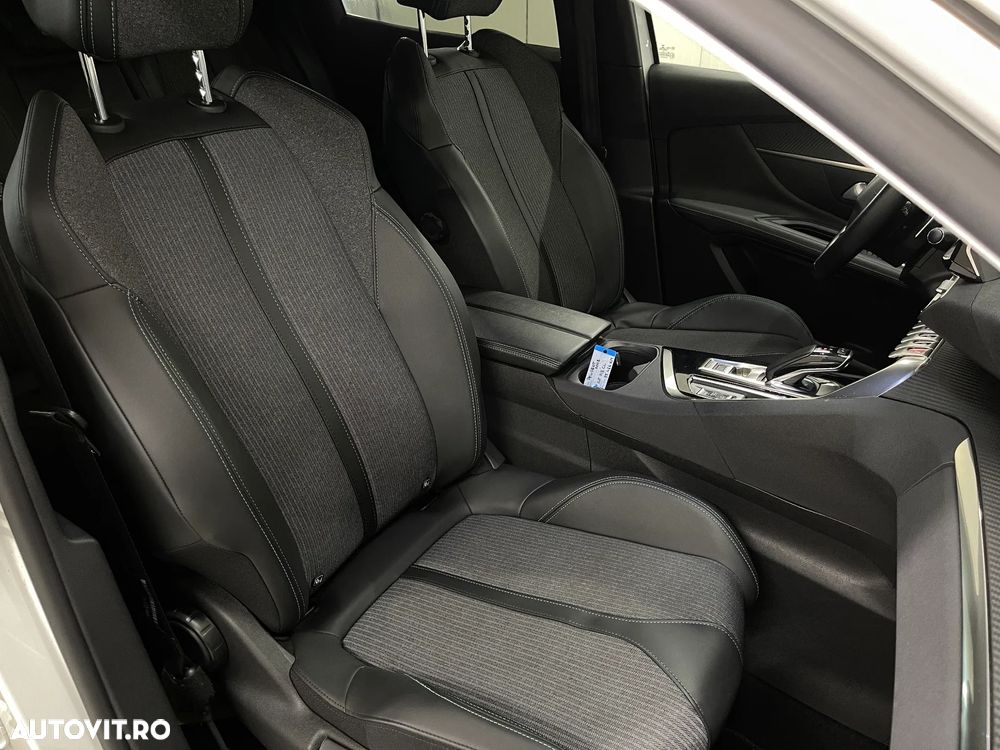 Peugeot 3008 225 e-EAT8 Allure Pack - 10