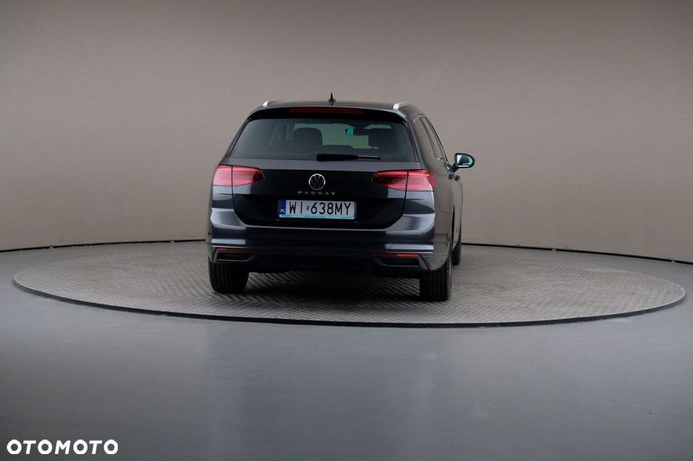 Volkswagen Passat Variant - 5