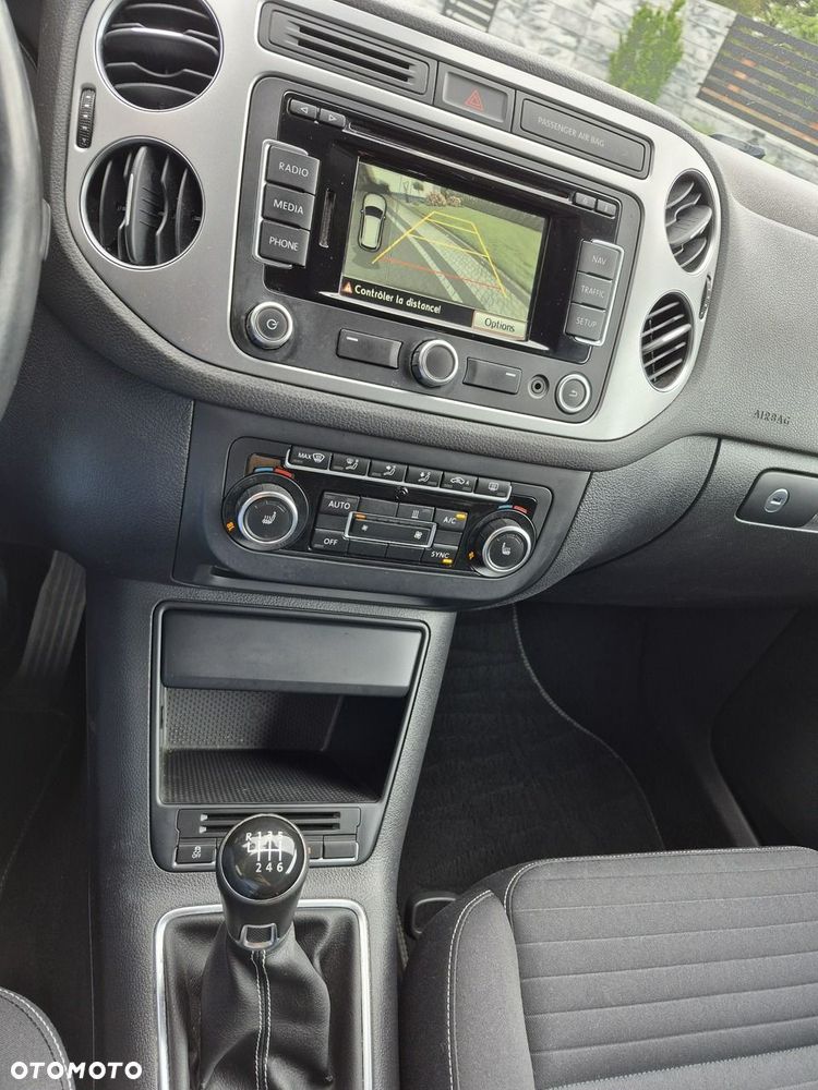 Volkswagen Tiguan - 10