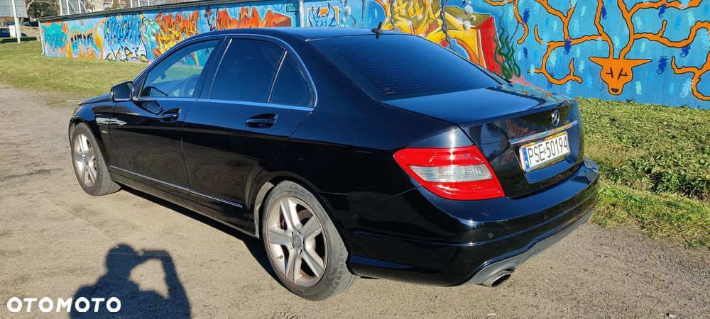 Mercedes-Benz Klasa C 220 CDI DPF Avantgarde - 3
