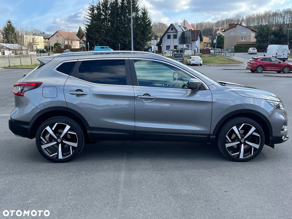 Nissan Qashqai 1.6 DIG-T Tekna+ - 4