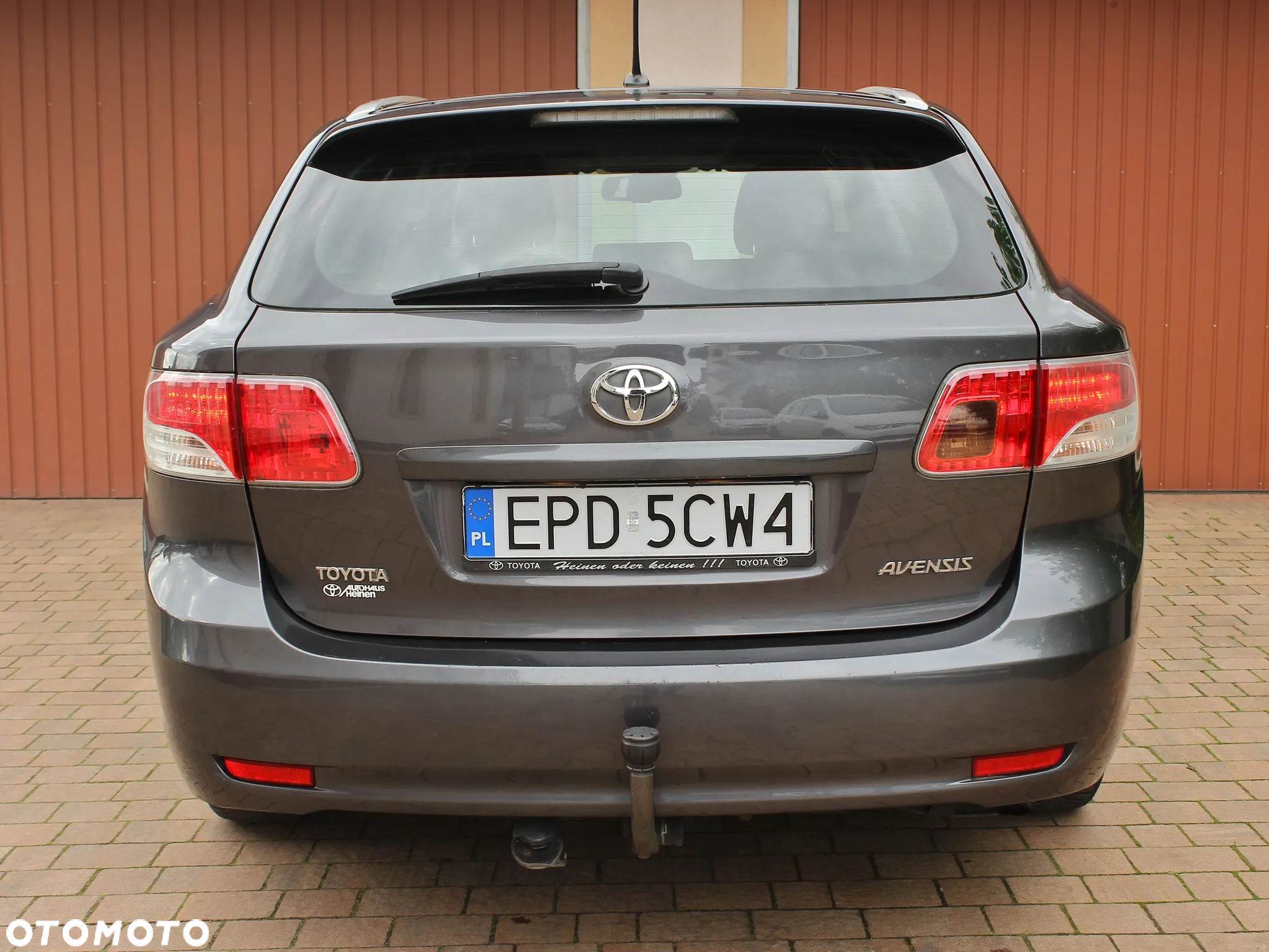 Toyota Avensis 1.8 Premium MS - 15