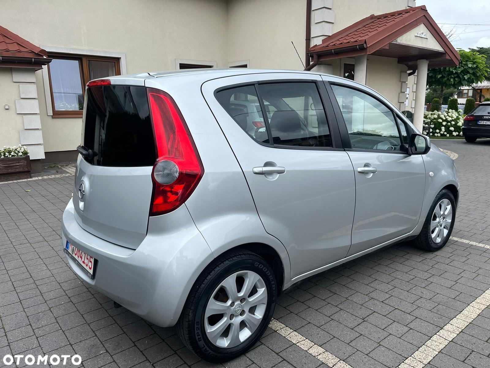 Opel Agila 1.2 Enjoy - 2