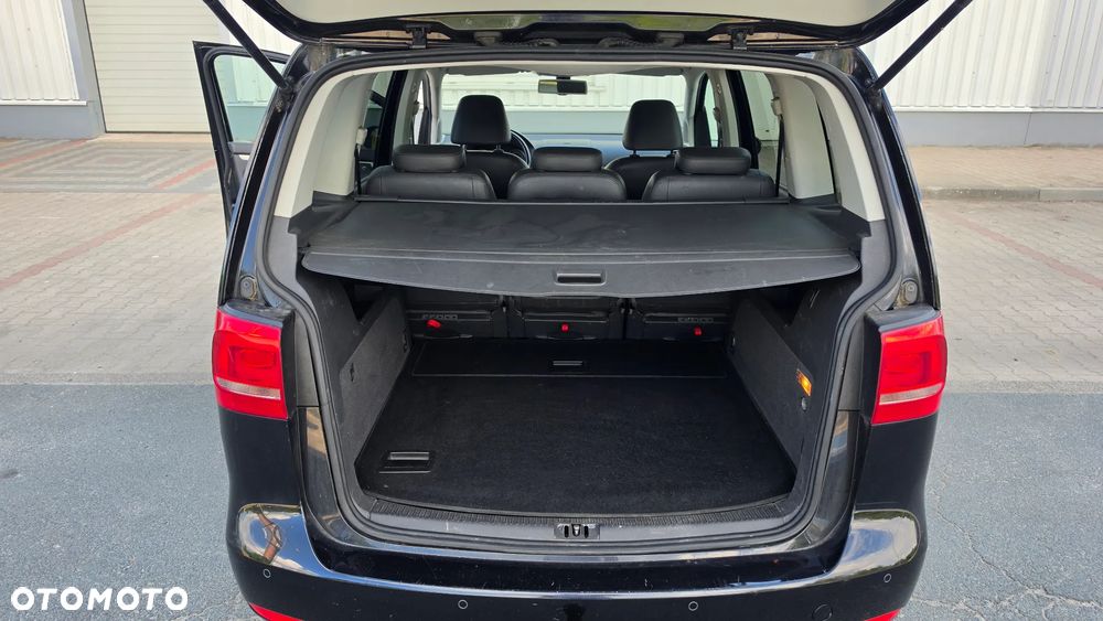 Volkswagen Touran 2.0 TDI DPF DSG Comfortline - 22