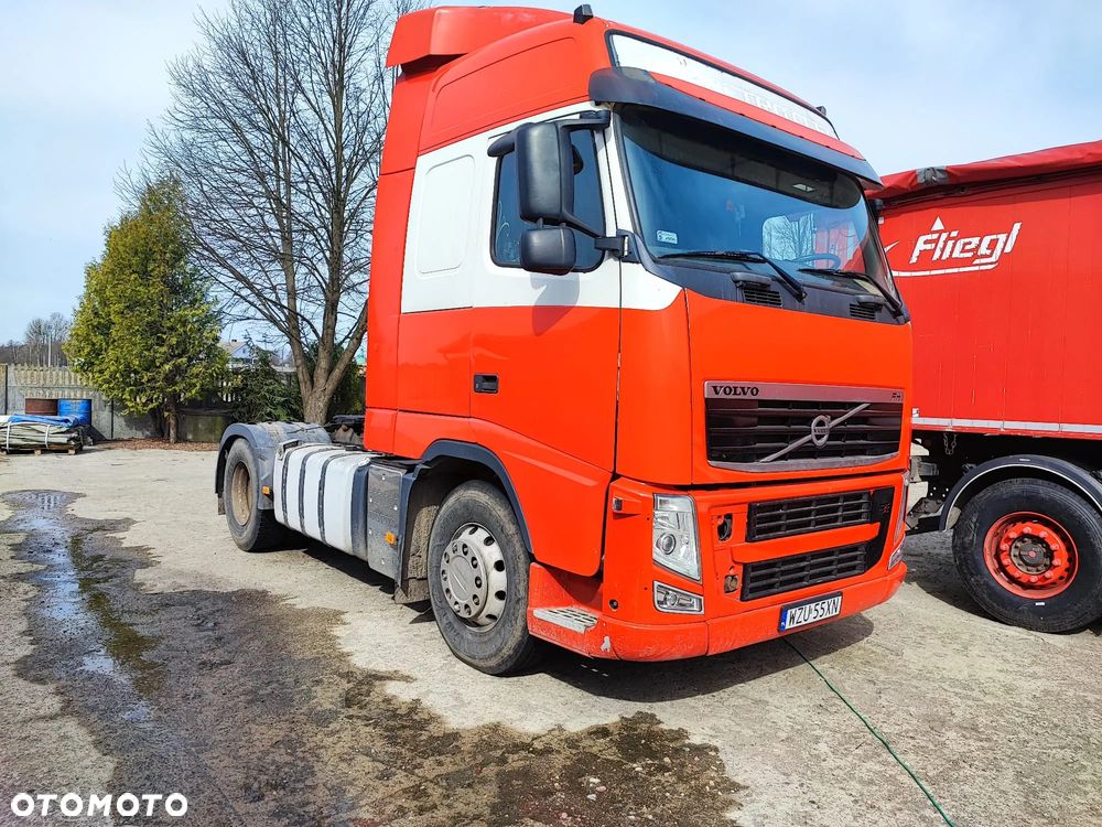 Volvo - 2