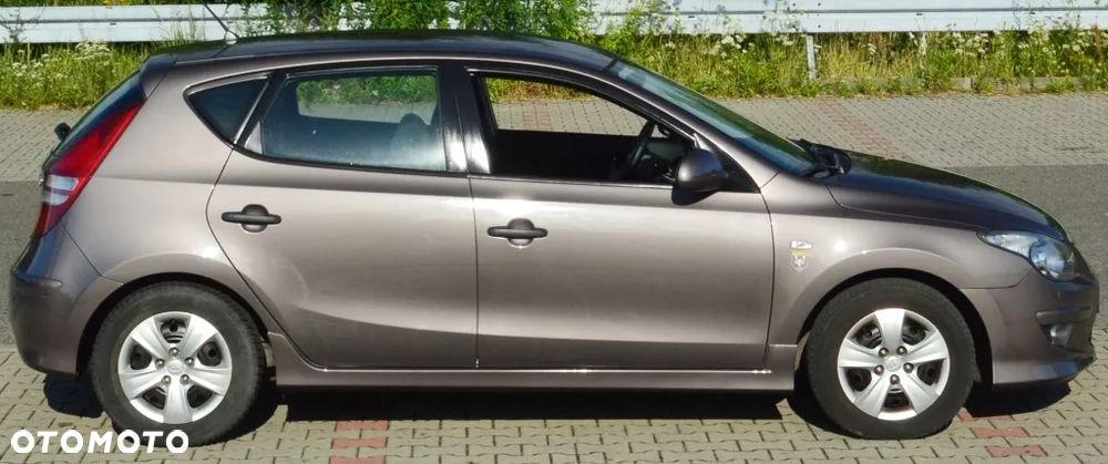 Hyundai i30 1.4 Base - 6