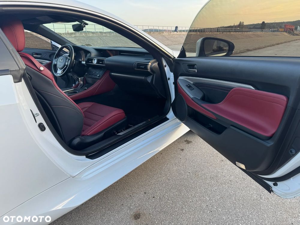 Lexus RC F Prestige - 21