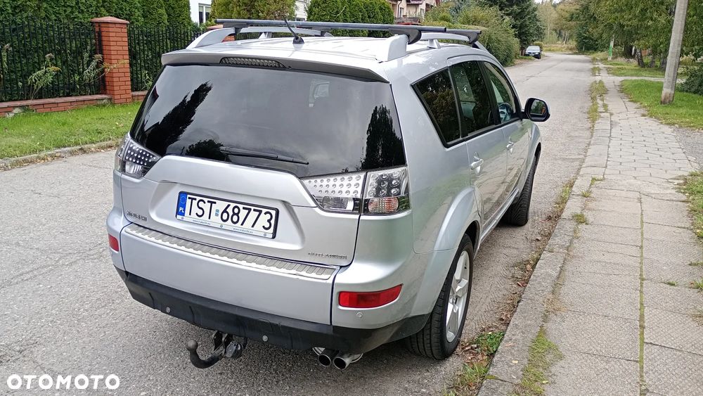 Mitsubishi Outlander - 5