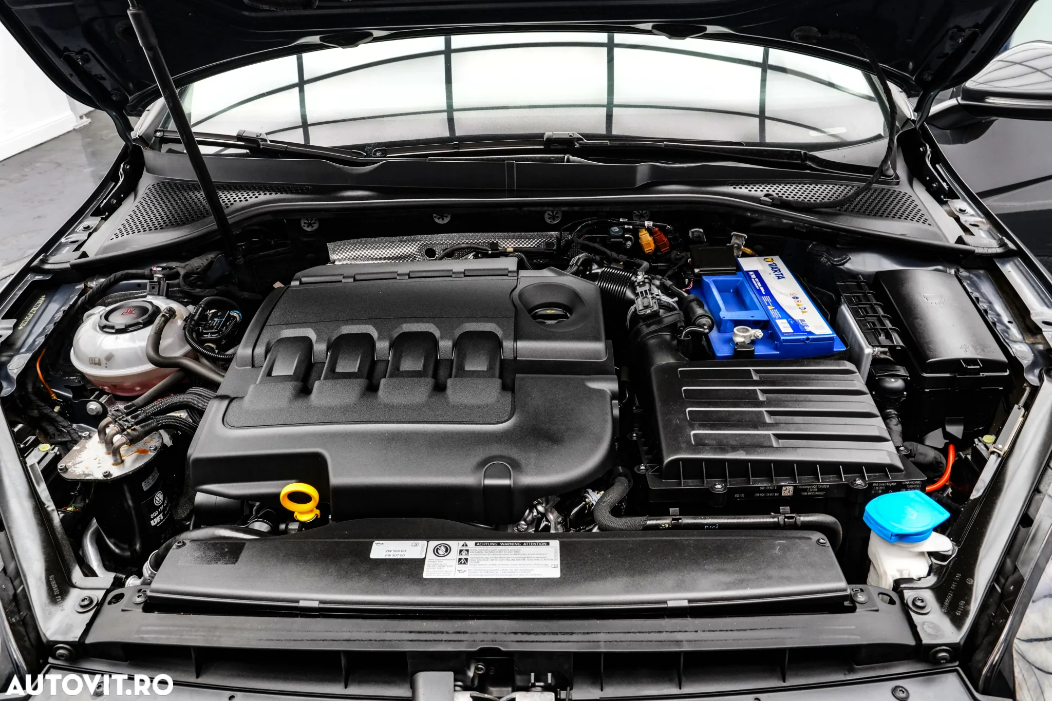 Volkswagen Golf 1.6 TDI Comfortline - 29