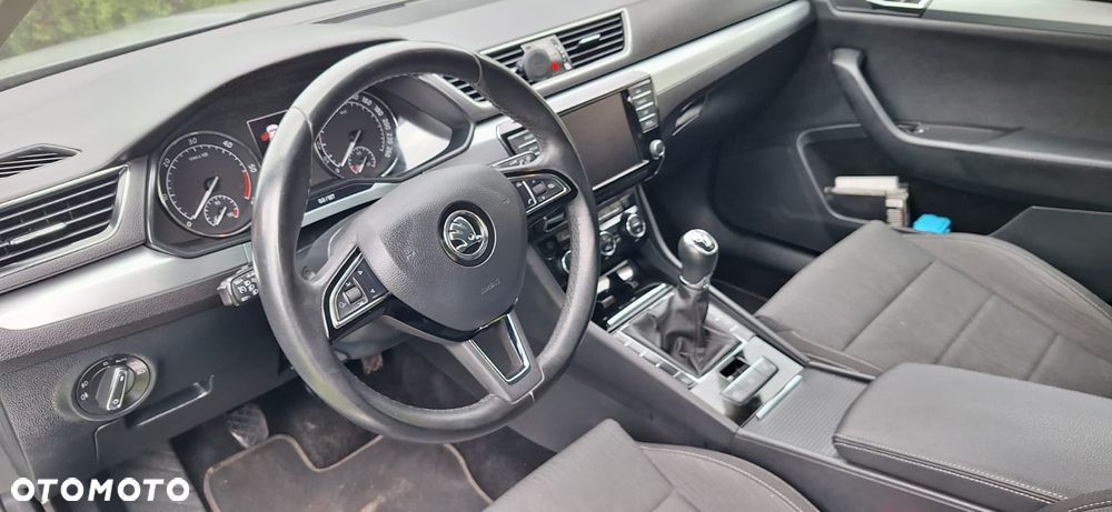 Skoda Superb 1.6 TDI GreenLine - 5