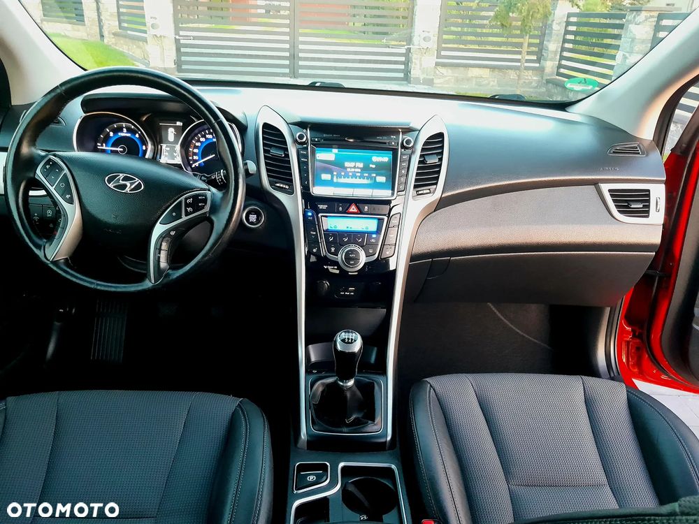 Hyundai i30 1.6 CRDi Premium - 29
