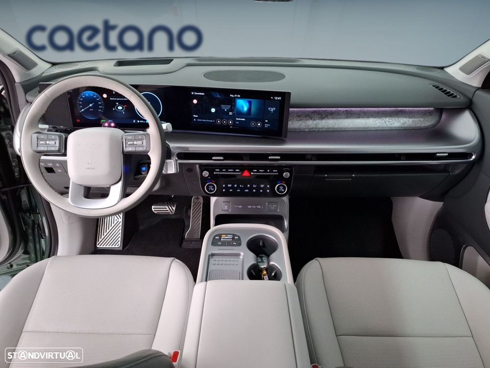 Hyundai Ioniq 9 110.3 kWh Calligraphy - 11