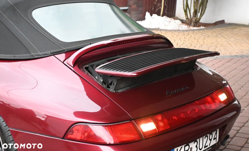 Porsche 911 Carrera - 15