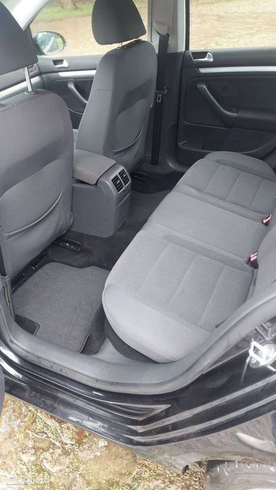 VW Golf 1.9 TDi BlueM. Confortline - 20