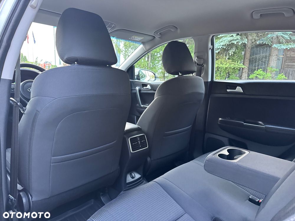 Kia Sportage 1.6 T-GDI AWD DCT PLATINUM - 28