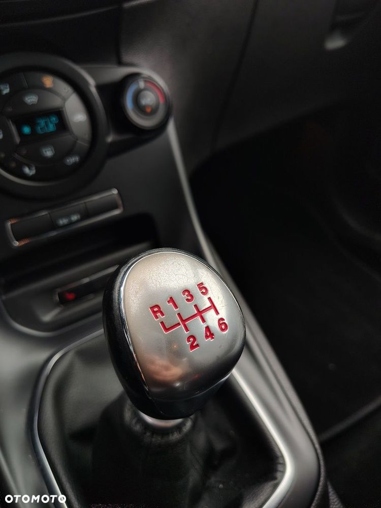 Ford Fiesta ST - 15