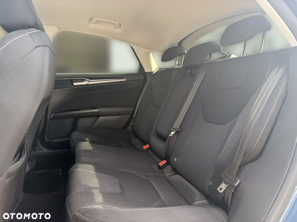 Ford Mondeo - 10
