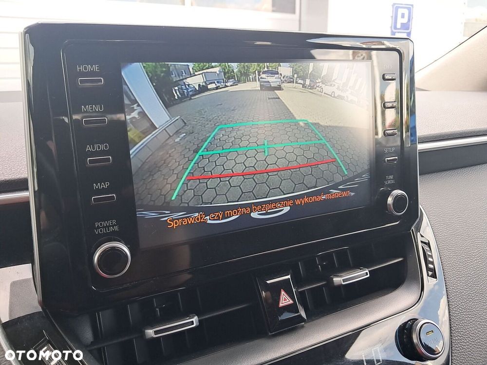 Toyota Corolla 1.8 Hybrid Comfort - 23