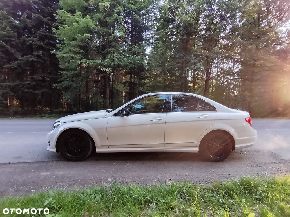 Mercedes-Benz Klasa C 180 7G-TRONIC Edition - 5