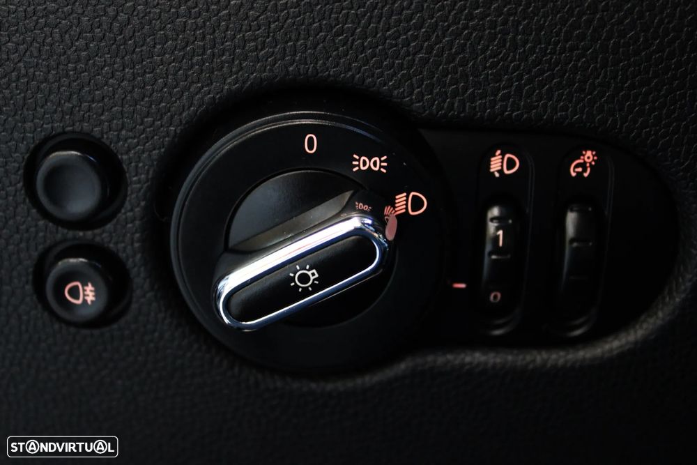 MINI 3 Portas Cooper D Metropolitan - 38