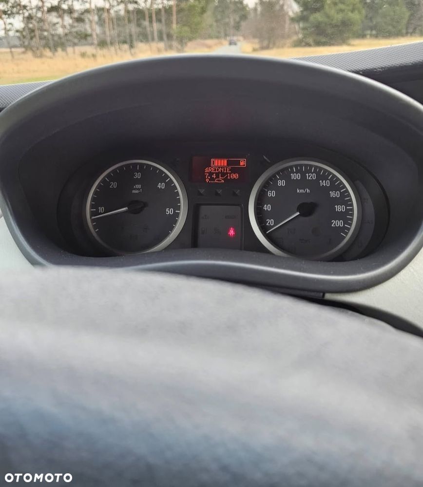 Opel Vivaro - 3