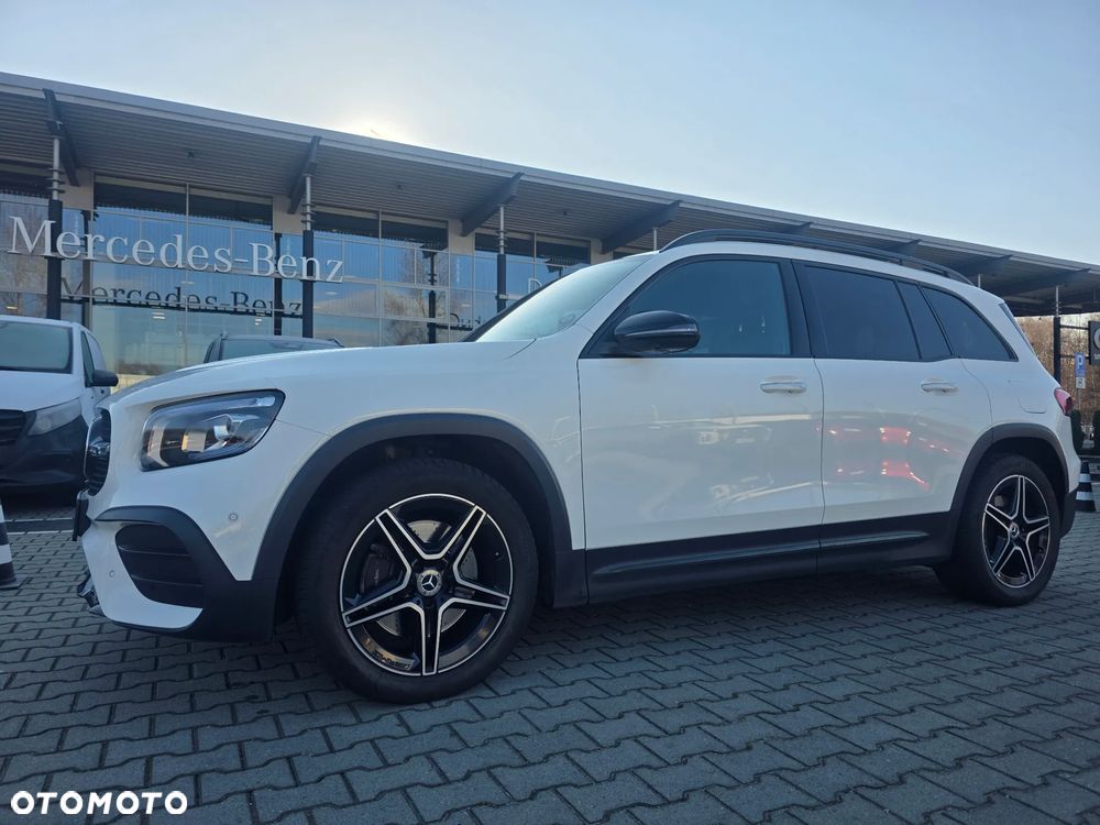 Mercedes-Benz GLB 250 4-Matic 8G-DCT - 1