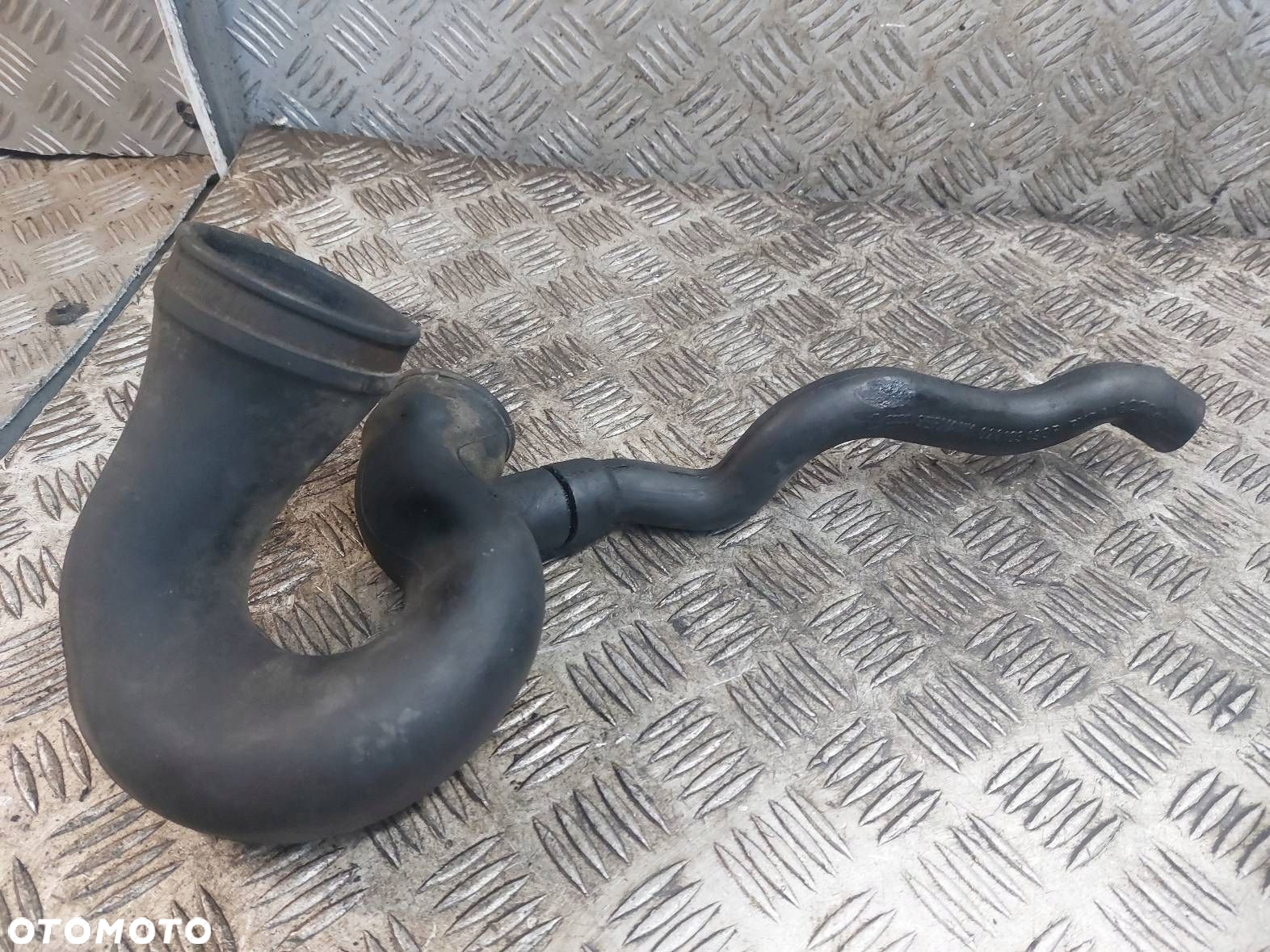 RURA DOLOT POWIETRZA AUDI 80 B4 1.9 TDI 028129627D 028103493P - 2