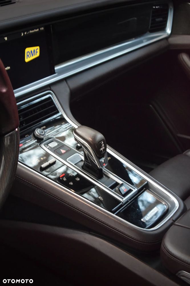 Porsche Panamera - 7