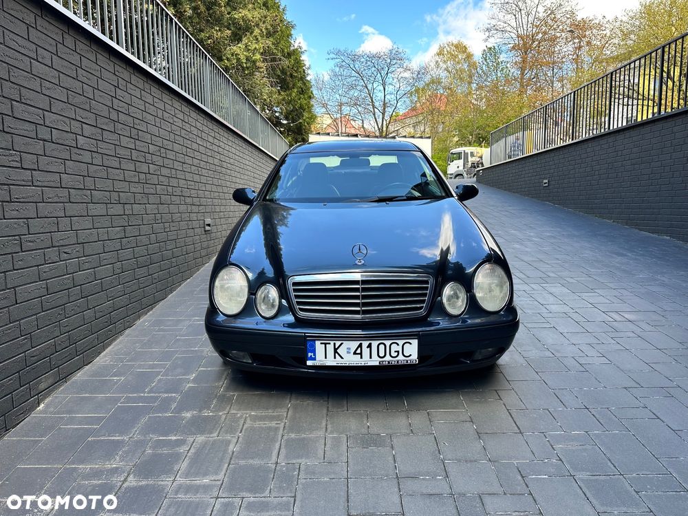 Mercedes-Benz CLK - 3