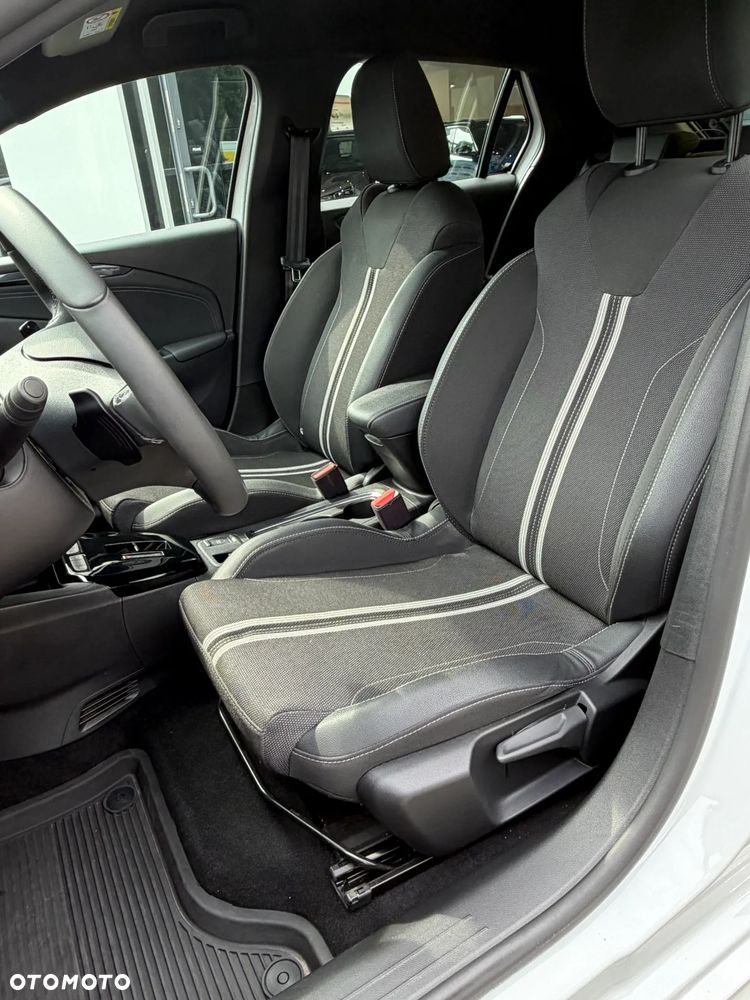 Opel Corsa 1.2 T mHEV GS eDCT - 12