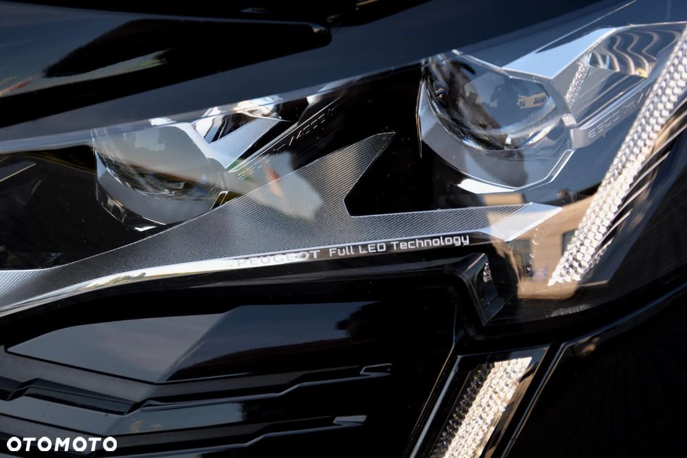 Peugeot 5008 1.6 PureTech GT Pack S&S EAT8 - 18