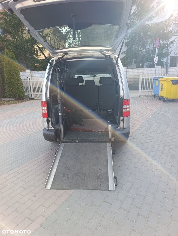 Volkswagen Caddy Maxi Comfortline DSG - 5