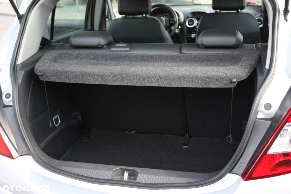 Opel Corsa 1.2 16V Enjoy - 19