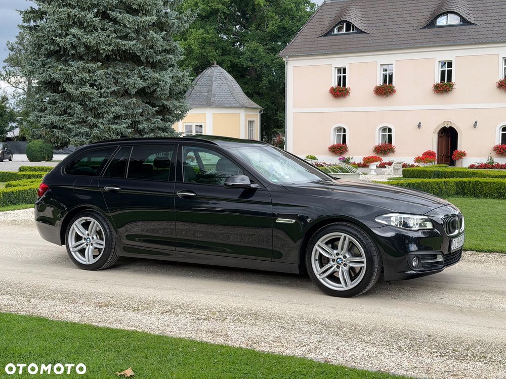 BMW Seria 5 530d xDrive Modern Line - 4