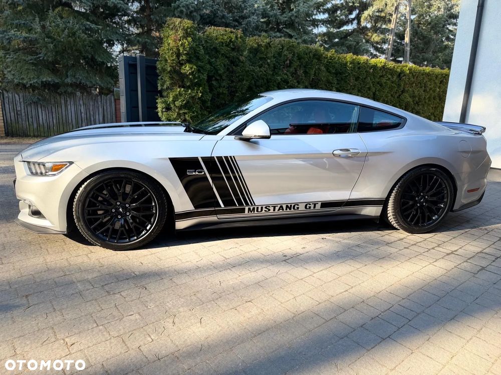 Ford Mustang - 3