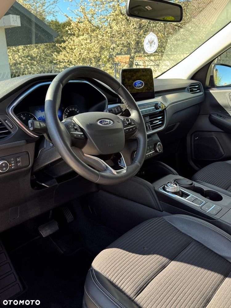 Ford Kuga - 14