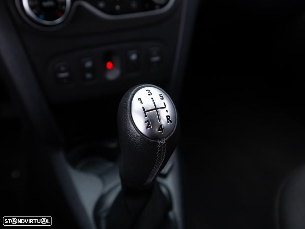 Dacia Sandero - 17