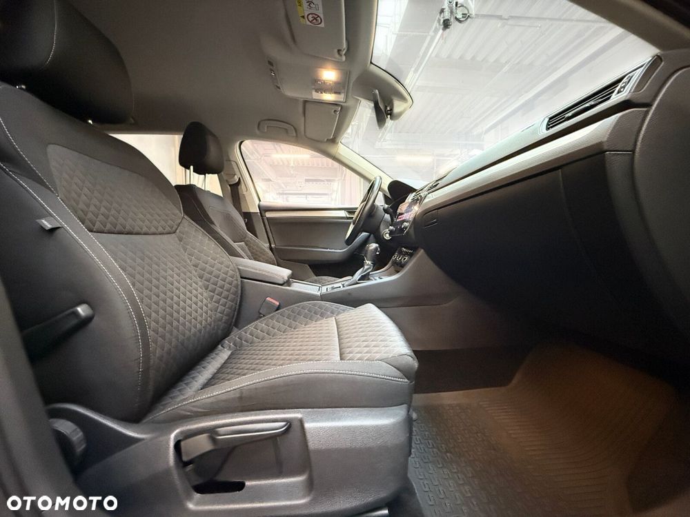 Skoda Superb 1.5 TSI Ambition DSG - 21