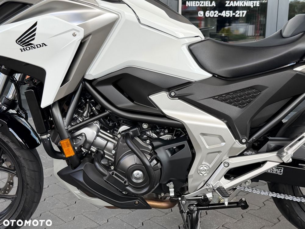 Honda NC - 33