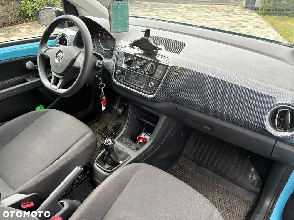 Volkswagen up! R-Line - 21