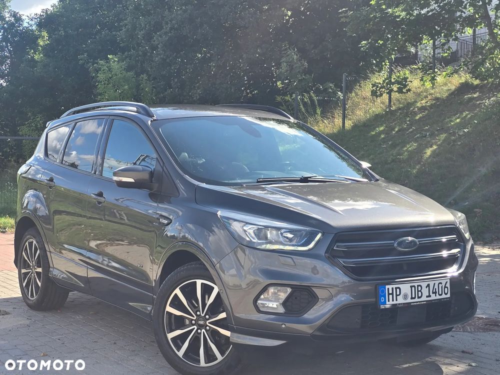 Ford Kuga 2.0 TDCi 4x4 ST-Line - 4