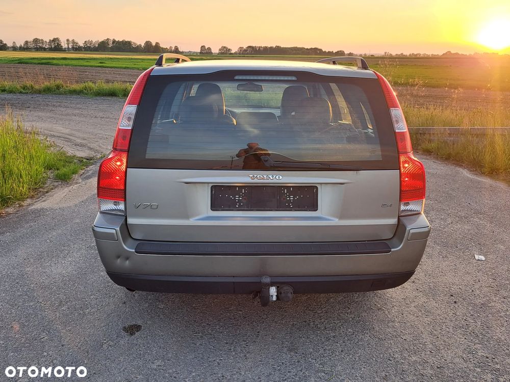 Volvo V70 2.4 Kinetic - 6