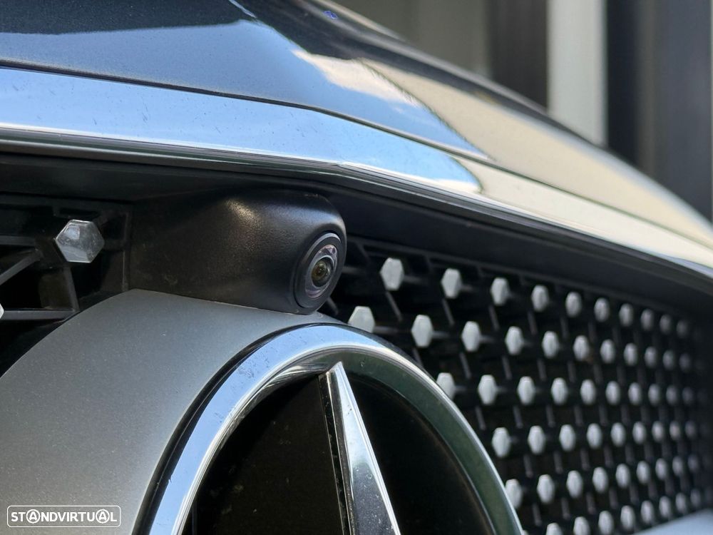 Mercedes-Benz E 220 d Coupe 9G-TRONIC AMG Line - 24