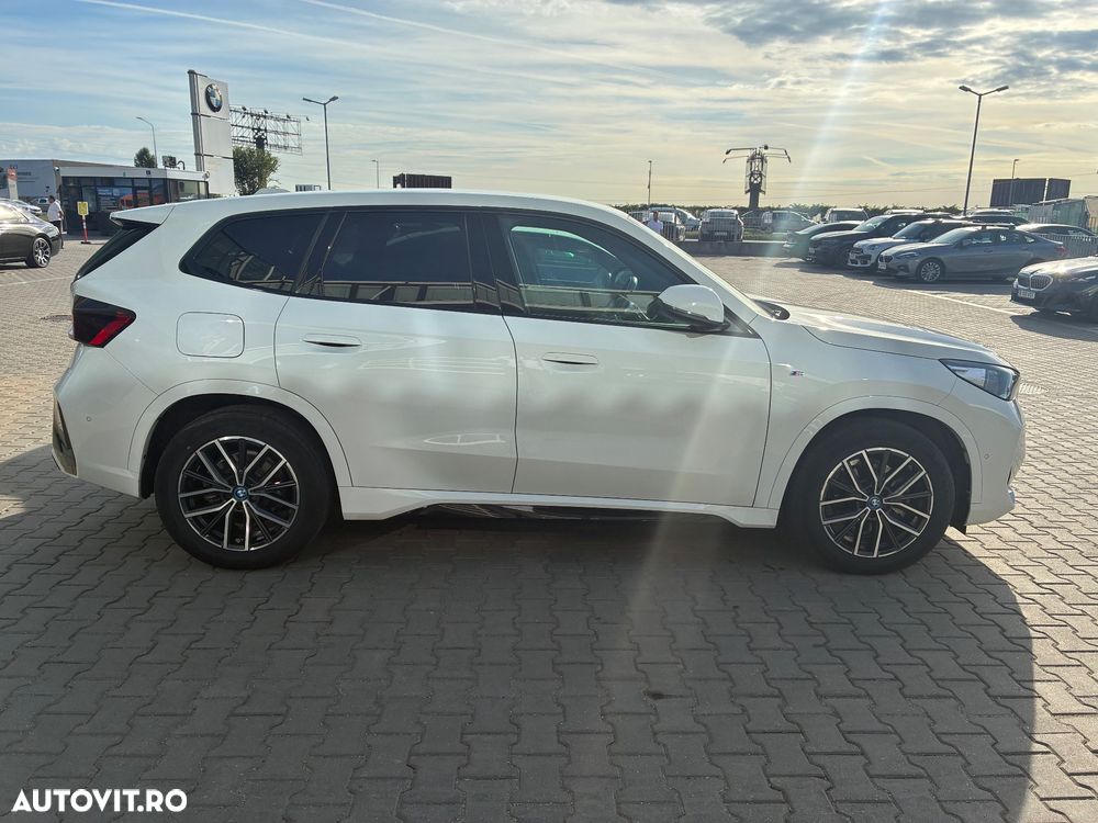 BMW iX1 - 9