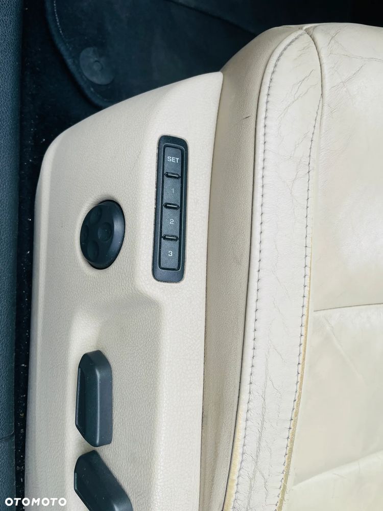 Skoda Superb 2.0 TDI Ambition - 17