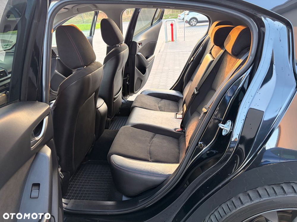 Mazda 3 SKYACTIV-G 120 NAKAMA - 11