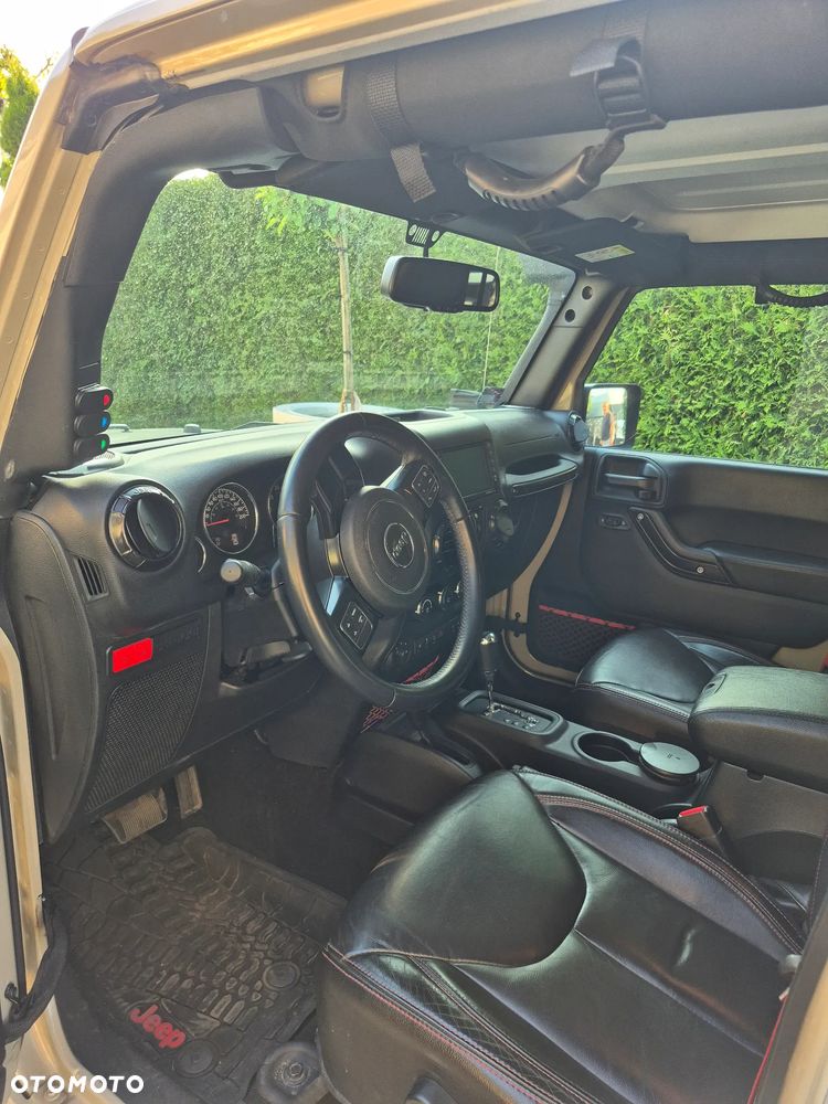 Jeep Wrangler 2.8 CRD Unlim Rubicon - 3