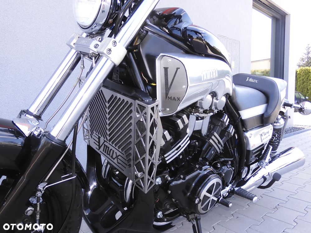 Yamaha V-MAX - 40